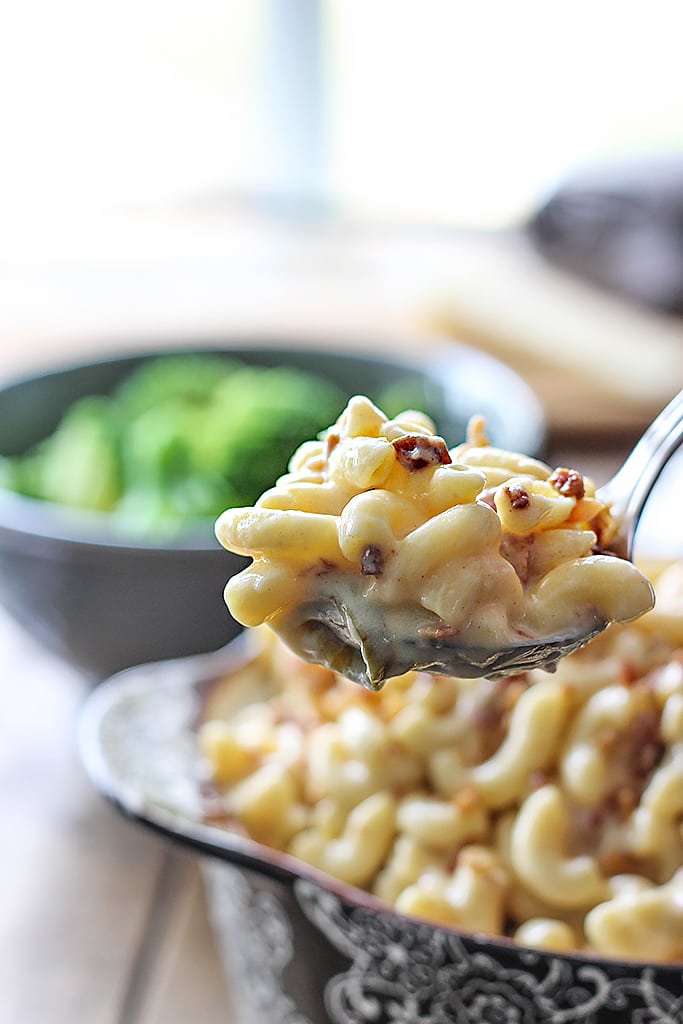 Add some comfort to your table with some bacon jalapeno mac and cheese. This twist on the classic is full of yum!